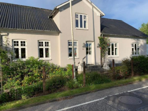 Hedensted bed and breakfast, Løsning